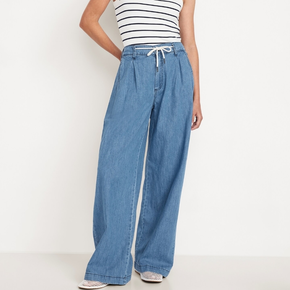 Old Navy | High Waisted Super Wide Leg Drapery Jeans